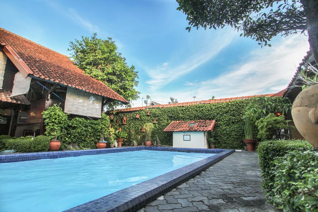 Delta Homestay Yogyakarta Exterior photo